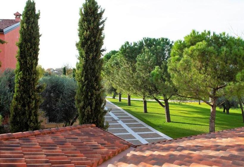Номер Стандарт, Borgo Romantico Relais