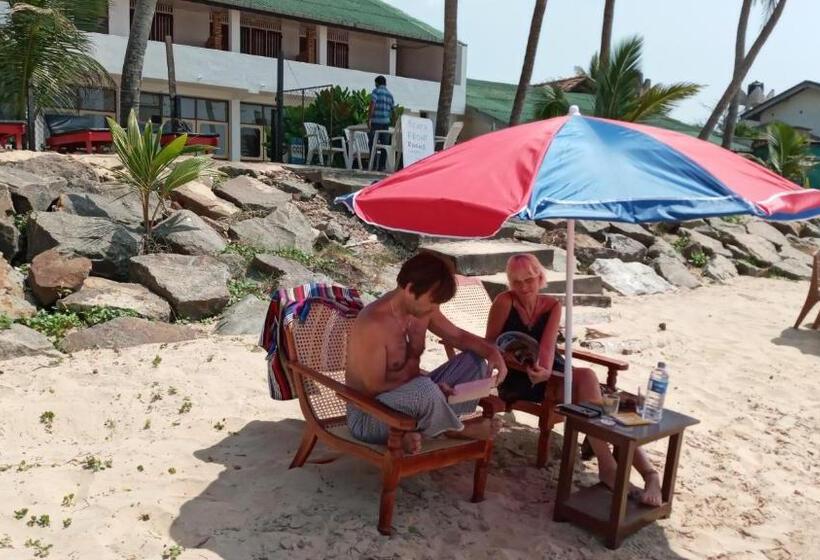 海景豪华三人间, New Seaside Inn Hikkaduwa