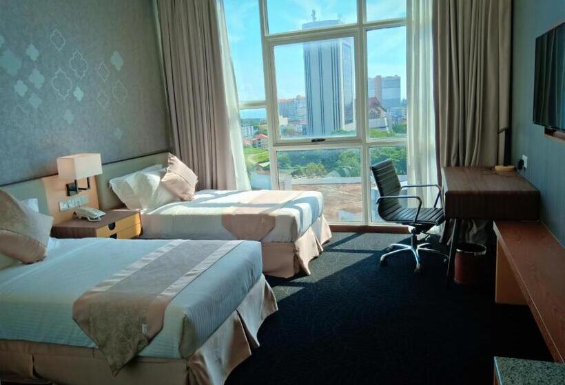 اتاق لوکس با چشم‌انداز شهر, Paya Bunga Hotel Terengganu