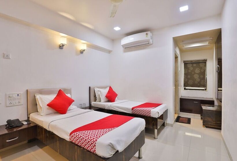 Standard Room, Treebo Trend Dan