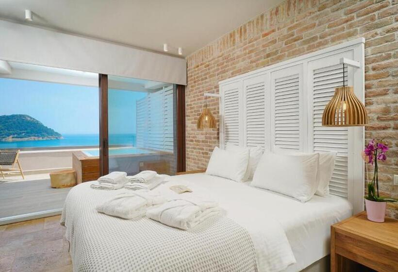 带大床的套房, Agorastos Suites