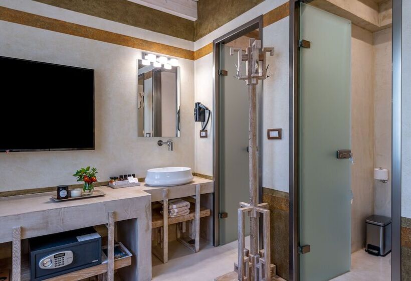 Полулюкс, 10gr Boutique Hotel & Wine Bar