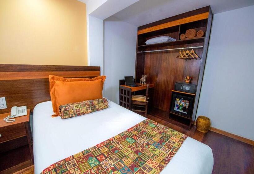 غرفة قياسية, Posada San Blas