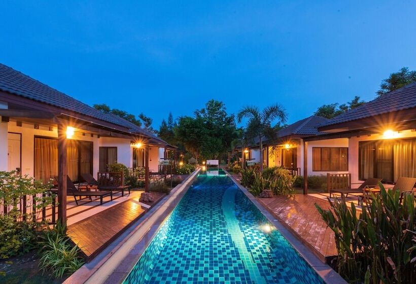 Вилла с 1 спальней и бассейном, Pinnacle Grand Jomtien Resort And Beach Club