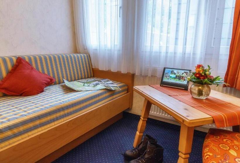 Номер Стандарт Трехместный, Altkölnischer Hof