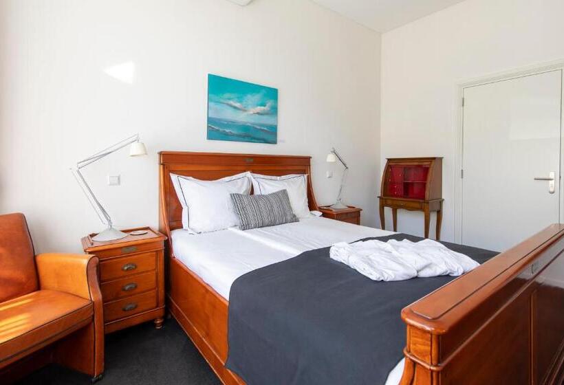 Номер Deluxe, La Rosa Amsterdam Beach