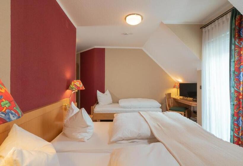 חדר סטנדרט לשלושה, Wirtshaus & Hotel Zur Alten Brauerei Zapf