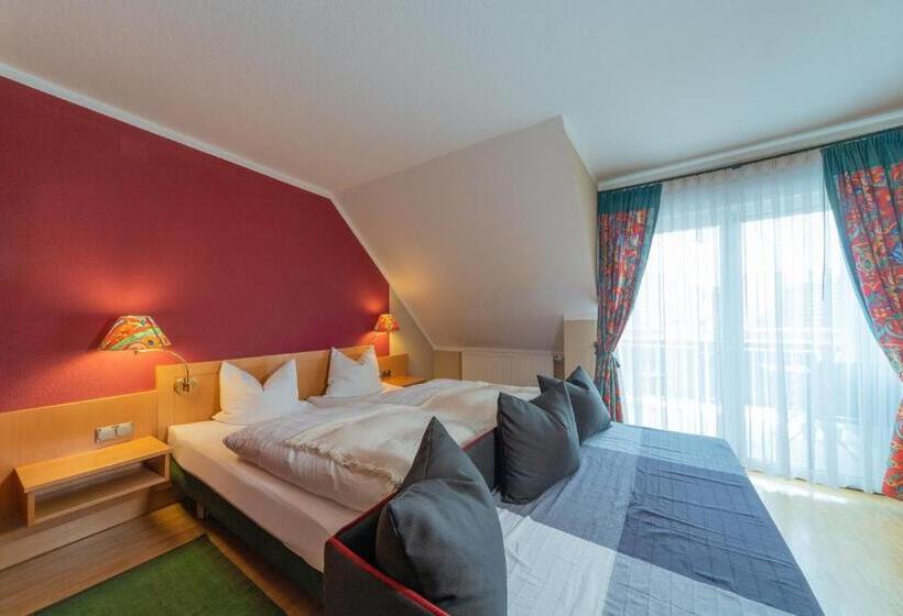 חדר סטנדרט לשלושה, Wirtshaus & Hotel Zur Alten Brauerei Zapf