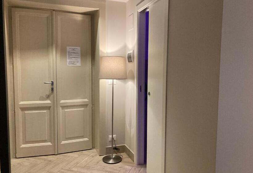 اتاق استاندارد, B&b Oriental Palace