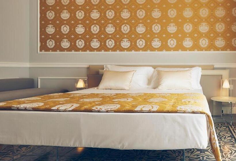 غرفة ديلوكس مزودة بشرفة, Palazzo Marletta Luxury House