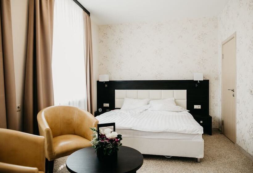 Номер Deluxe, Boutique Hotel Voskresensky