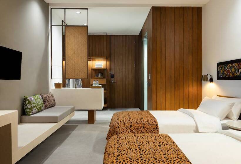 Номер Deluxe, Dialoog Banyuwangi