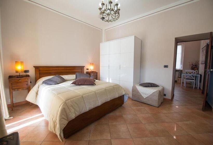 带大床的豪华间, B&b Borgo Cortese
