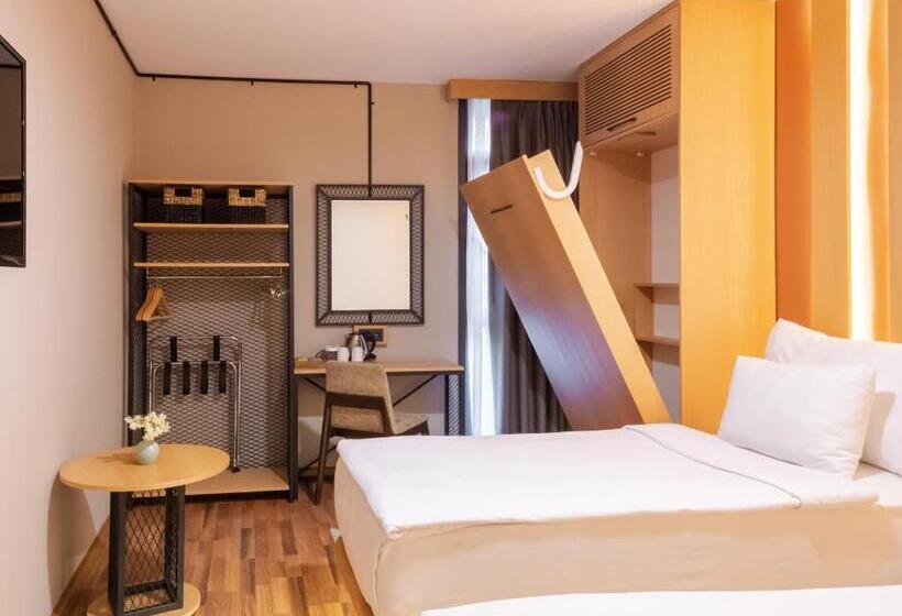 トリプルクラシックルーム, Antik Hotel Istanbul