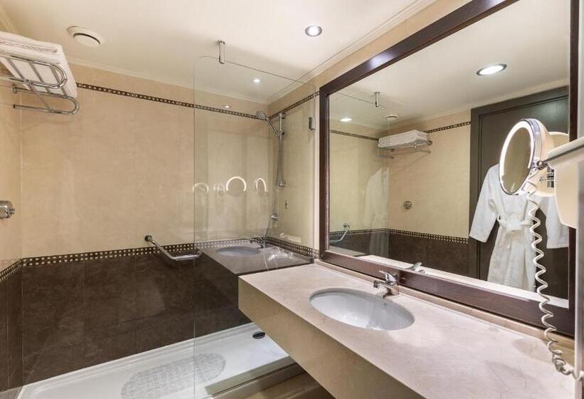Habitación Estándar, Paloma Perissia
