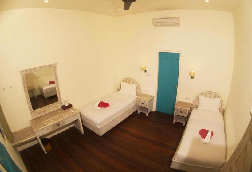 Quarto Deluxe, White Coconut Resort