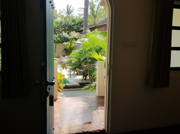 Quarto Deluxe, White Coconut Resort
