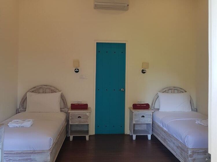 Quarto Deluxe, White Coconut Resort