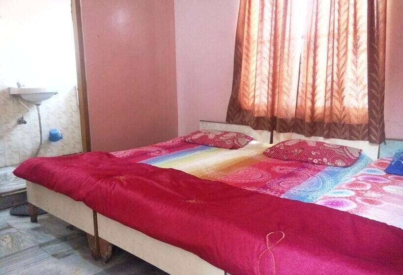 Basic Triple Occupancy Room, Bharat Palace