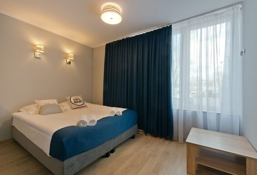 Студия Стандарт, B&b Molo