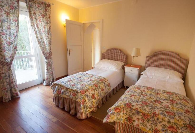 Дом 4 Спальни, Agriturismo Castello Di Vezio
