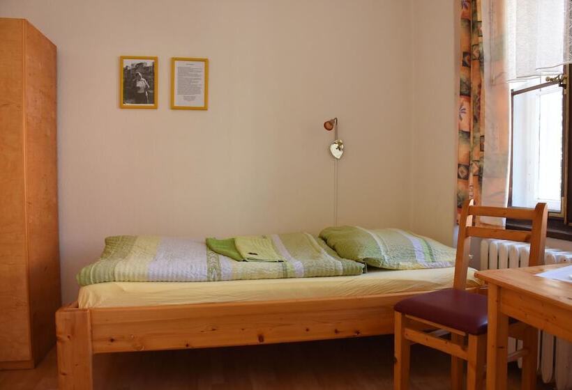 Номер Стандарт, Pension Zur Wartburg