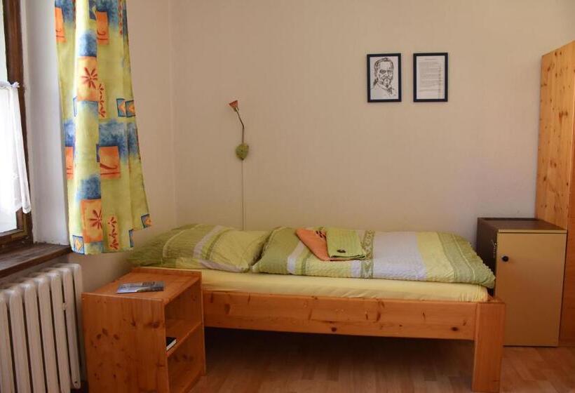 Индивидуальный Номер Классика, Pension Zur Wartburg