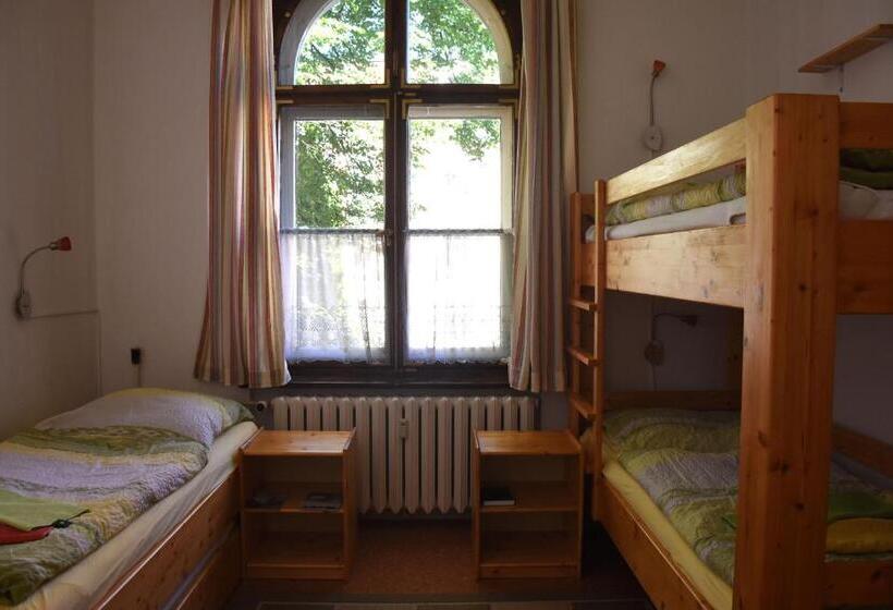 Трехместный Номер Классика, Pension Zur Wartburg