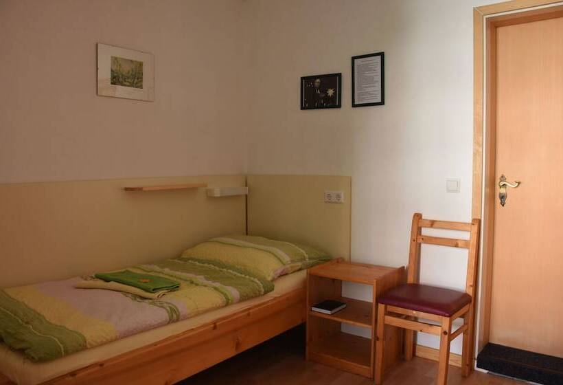 Номер Стандарт, Pension Zur Wartburg