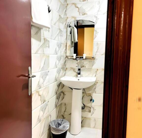 Апартаменты Deluxe 2 Спальни, Relax Inn Furnished Apartments Hawally