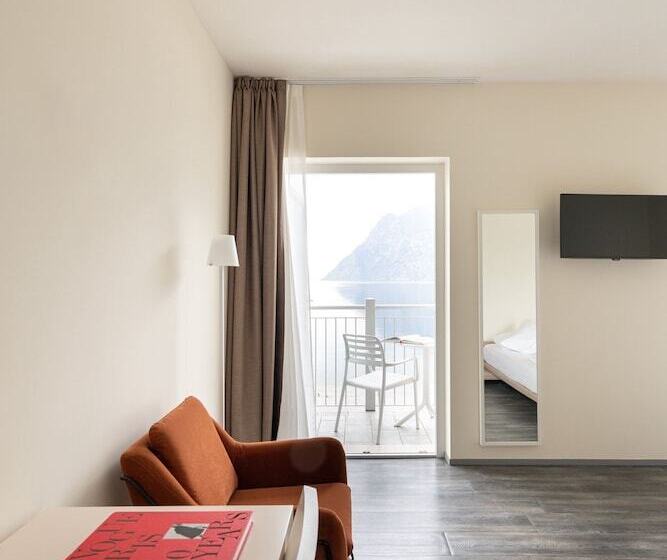 스탠다드 룸 호수 전망, Baia Azzurra   Lake Front