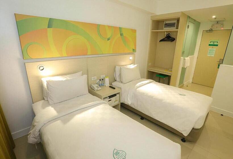 스탠다드 룸, Go Hotels North Edsa