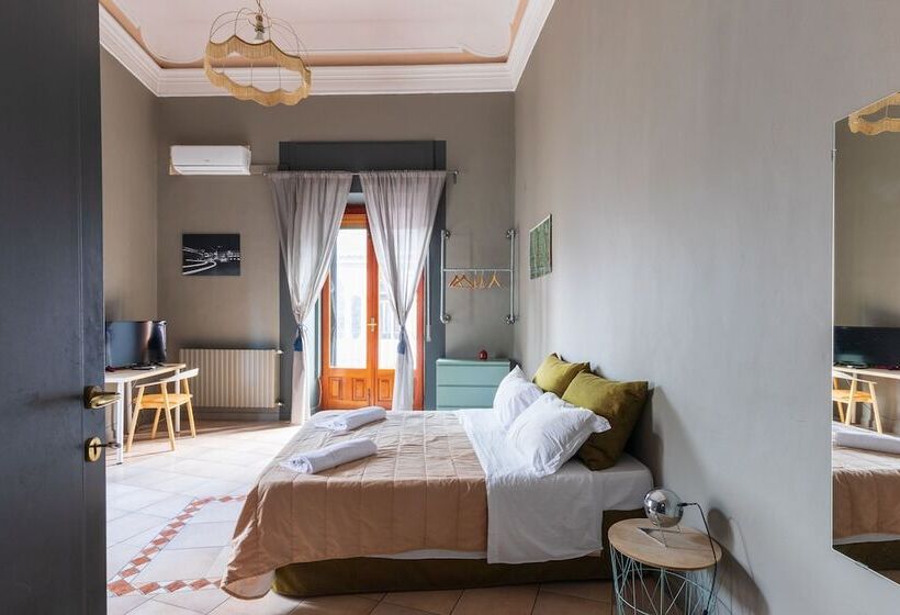 اتاق استاندارد سه نفره, Terrazza Santa Chiara