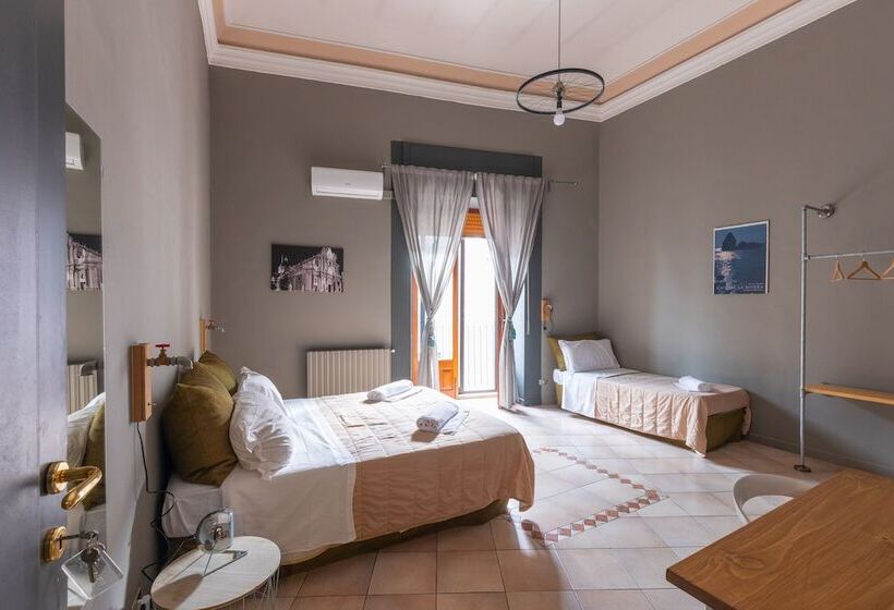 اتاق استاندارد سه نفره, Terrazza Santa Chiara