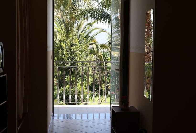 バルコニー付きスタンダードルーム, Villa Delle Vacanze