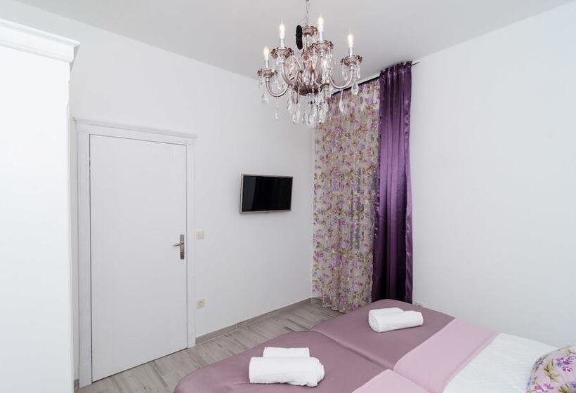 Апартаменты Комфорт 1 Спальня, Bed&breakfast Sorgo Palace