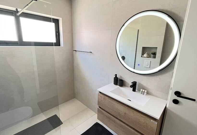 테라스가 있는 2 베드룸 아파트, Guesthouse čivljak