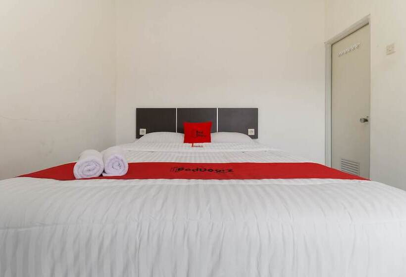 Номер Стандарт, Reddoorz Near Exit Toll Bogor