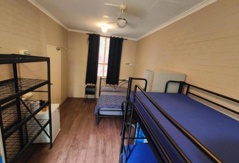4인용 스탠다드 룸, Newtown Backpackers