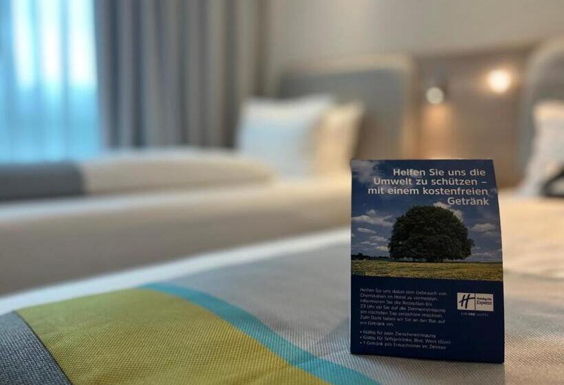 스탠다드 룸 퀸사이즈 침대, Holiday Inn Express   Erlangen, An Ihg