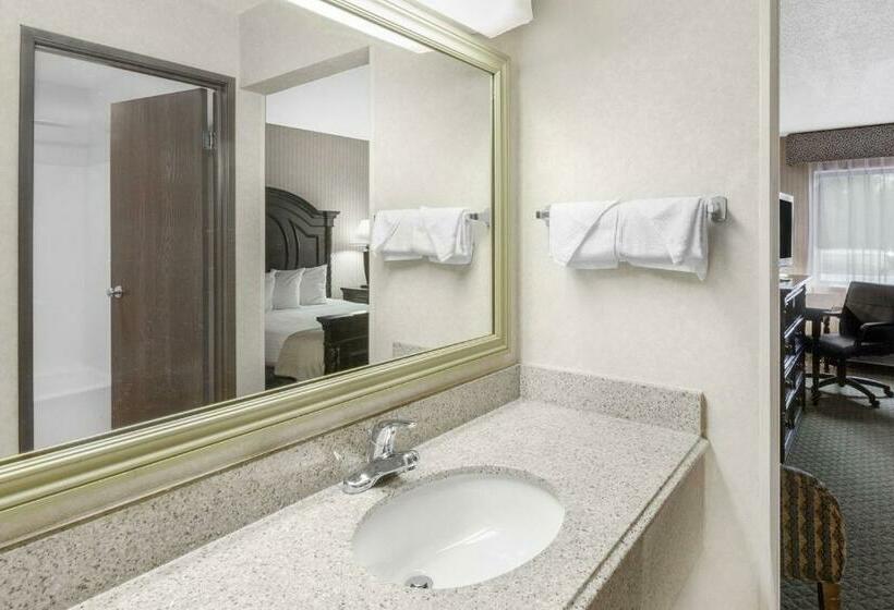 Стандартный Номер Кровать Кинг, Baymont By Wyndham Bridgeport/frankenmuth