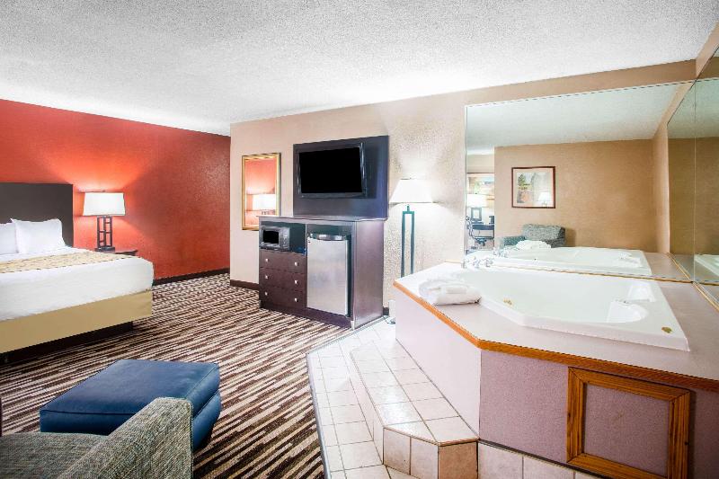 Студия Deluxe, Baymont By Wyndham Springfield South Hwy 65