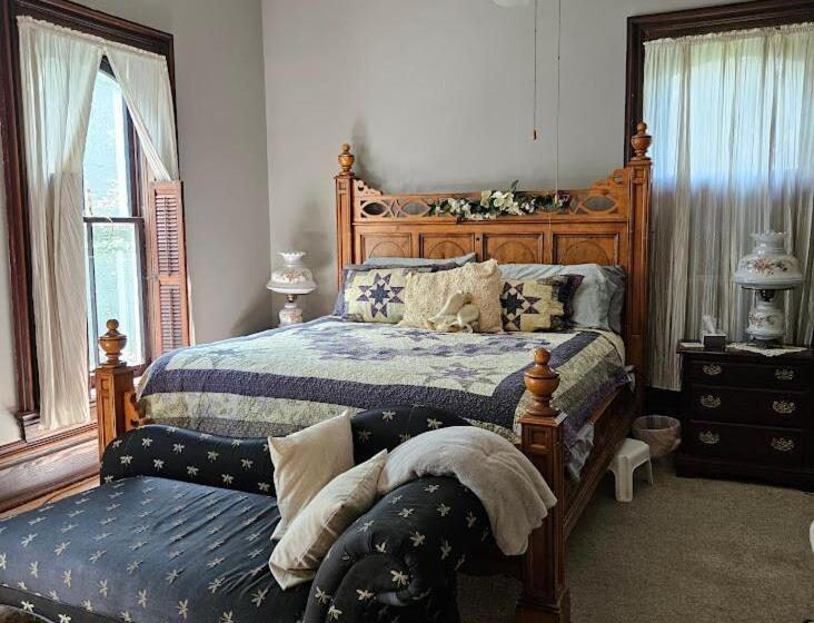 스탠다드 룸, 1873 Victorian Rose B & B