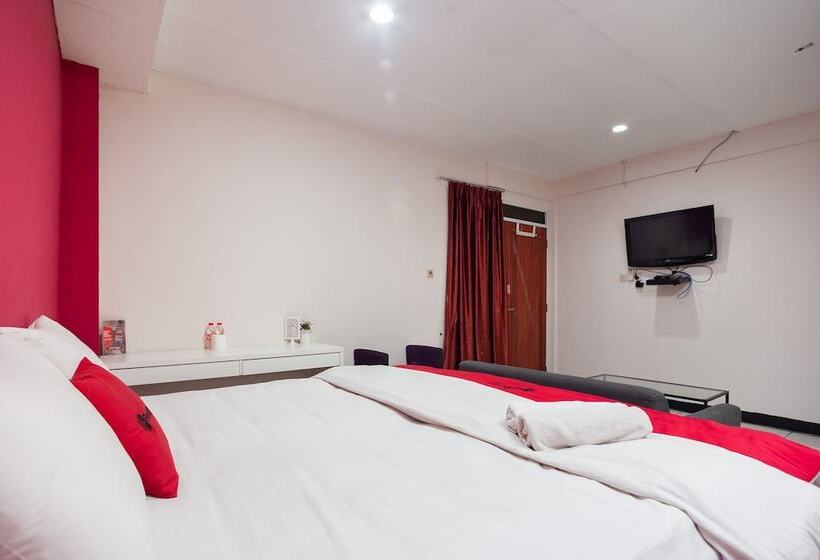 Standard Room, Mega Stay Near Mall Kelapa Gading