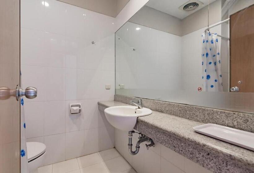 Номер Стандарт, Reddoorz Near Simpang Dago 2