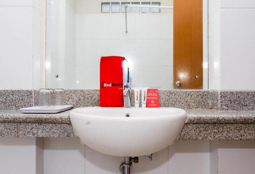 Семейный Номер, Reddoorz Near Simpang Dago 2