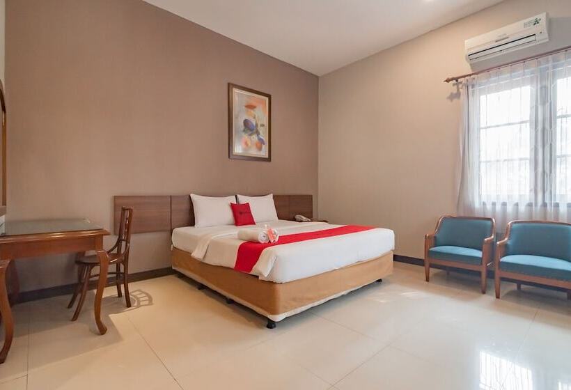 Номер Deluxe, Reddoorz Near Simpang Dago 2