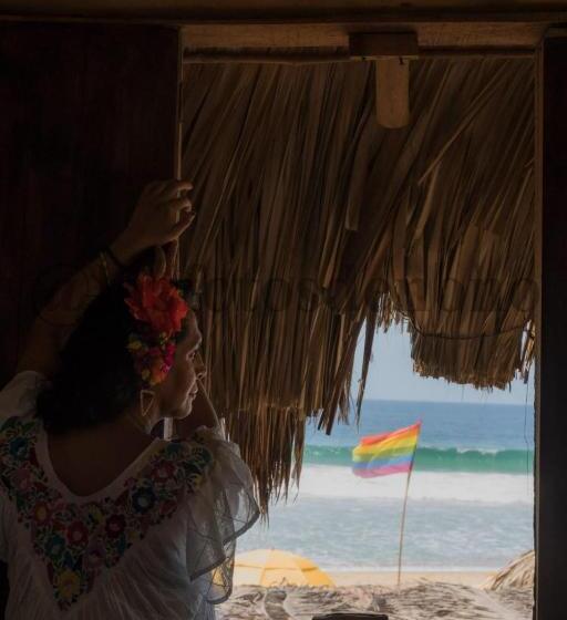 Номер Стандарт Совместная Ванная, La Máxima & Lgbt