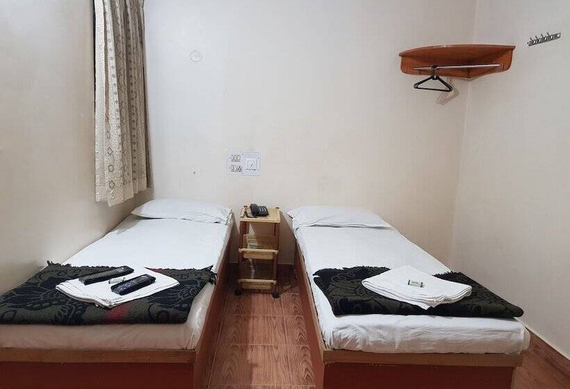 غرفة إقتصادية, Sri Kumara Lodge