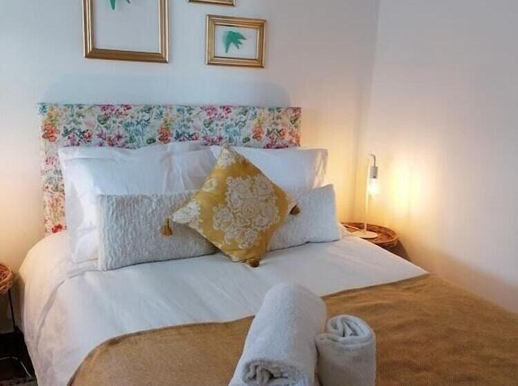 اتاق استاندارد, Carlo S Beach Guest House
